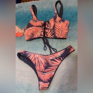 Women’s bikini.